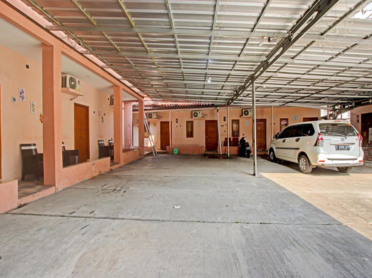 Oyo 91490 Hotel Rumah Kita Cirebon Exterior foto