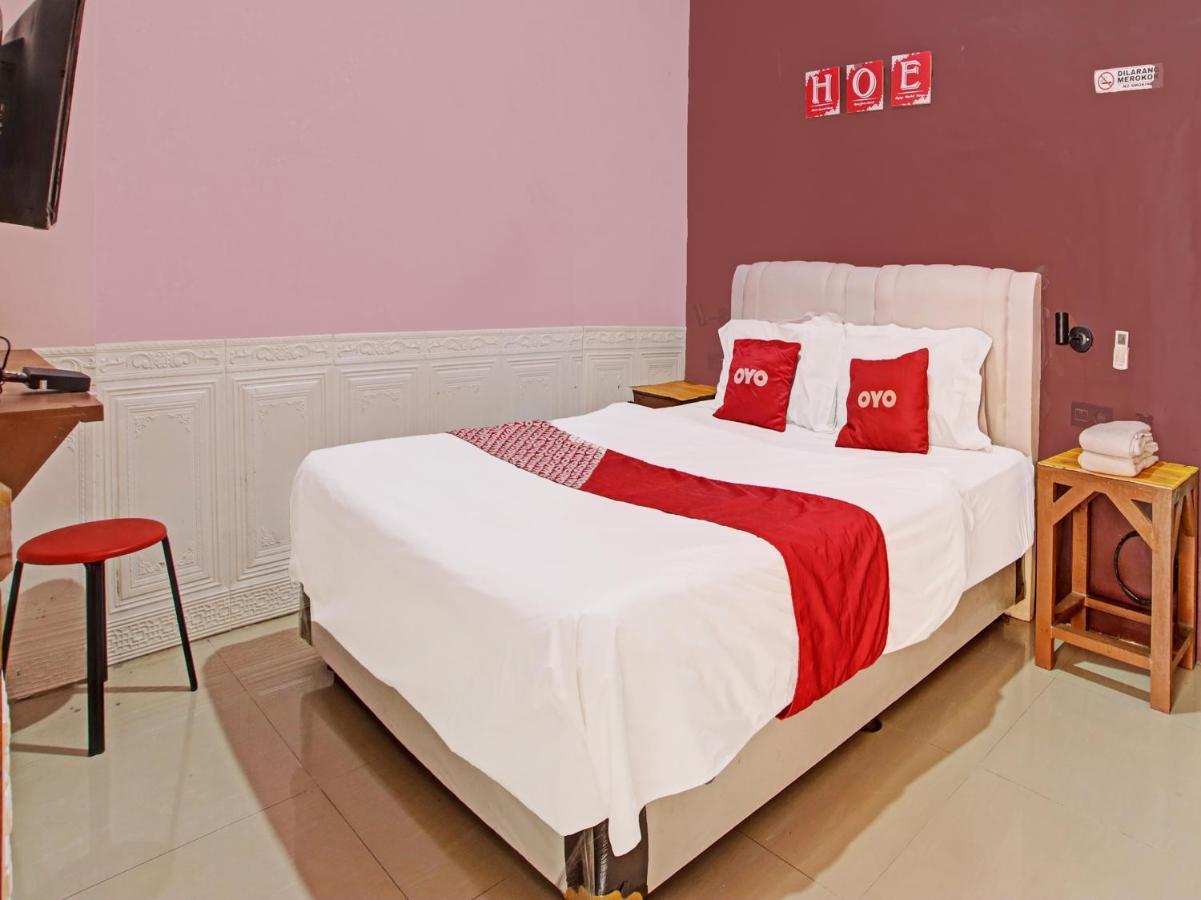 Oyo 91490 Hotel Rumah Kita Cirebon Exterior foto