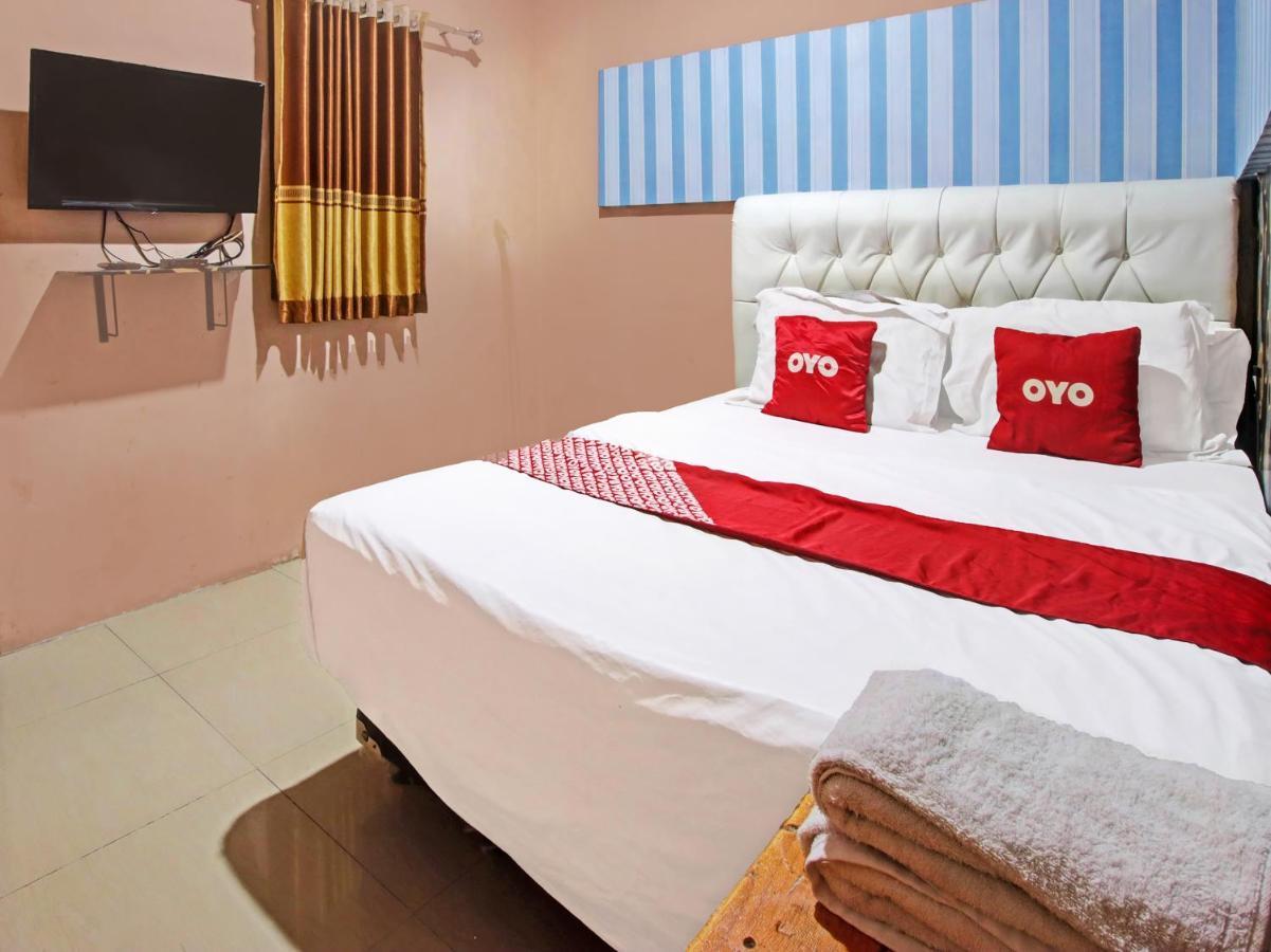Oyo 91490 Hotel Rumah Kita Cirebon Exterior foto